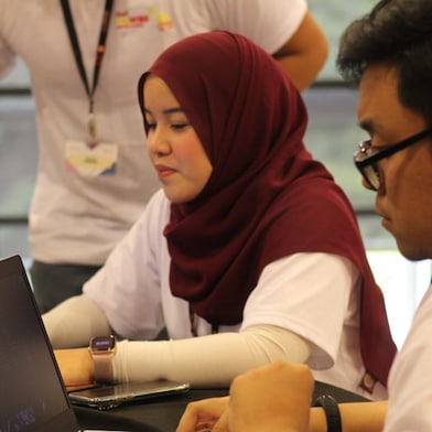 Participant preparing for presentation